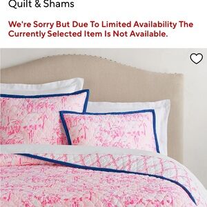 Lilly Pulitzer/Pottery Barn King La Via Loca Quilt set & Sheet set.